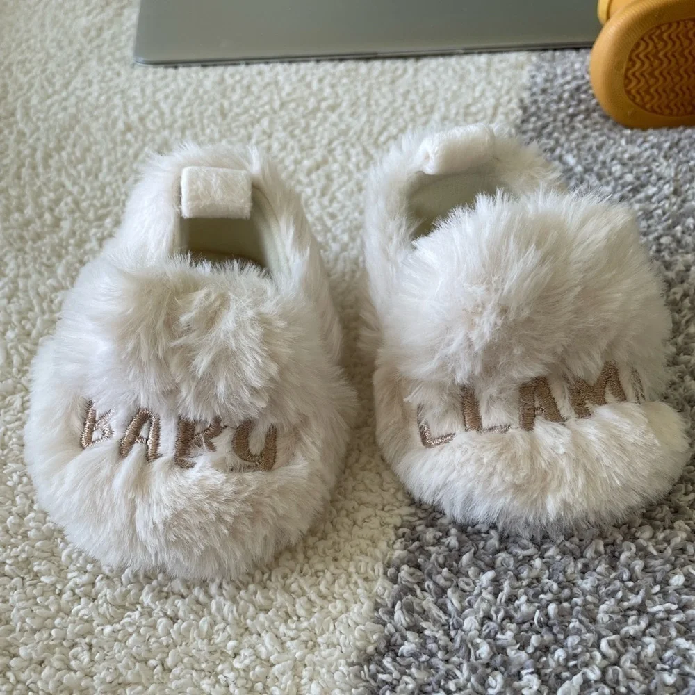 Baby llama baby slippers 0-3 months